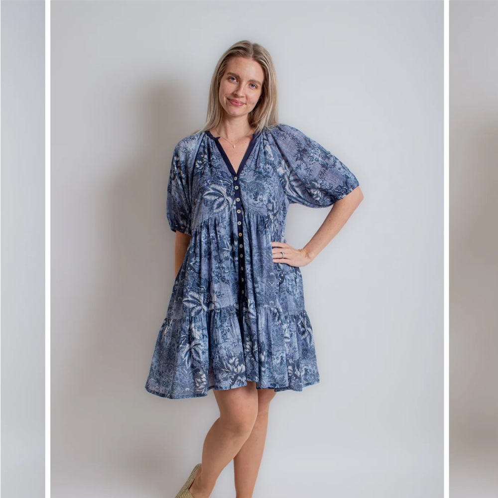 Love Kyla‎ Jada Chambray Navy Dress Size Small